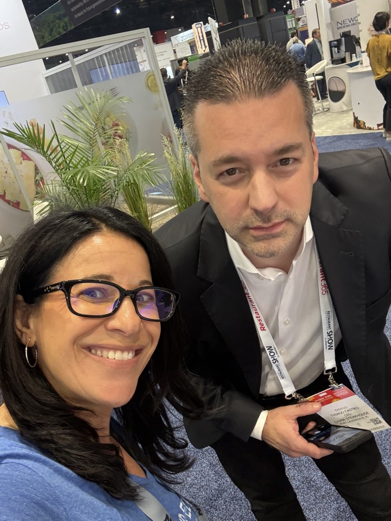 NxtEdge connecting with an industry leader on the NRA Show floor